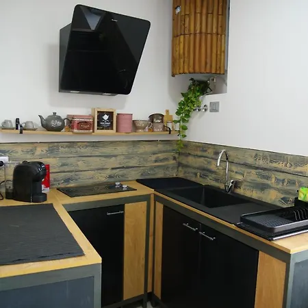 & Secondopiano Guest house *
