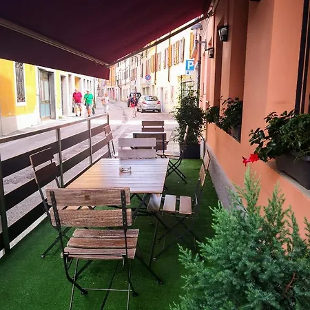 Гостевой дом & Secondopiano 4*